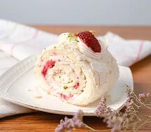 Рулет меренговый