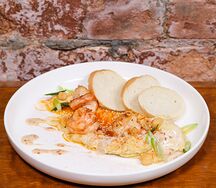 Хумус с тигровыми креветками