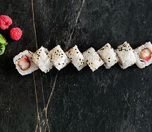 Ролл с креветкой в темпуре