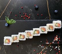 Ролл Острый лосось