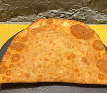 Чебурек с сыром 