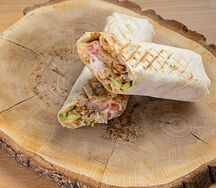 Шаурма Микс из двух видов мяса на углях 
