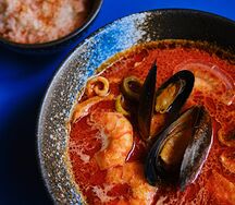 Том ям с морепродуктами 