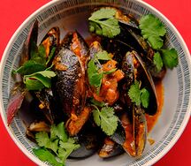 Мидии Том ям 