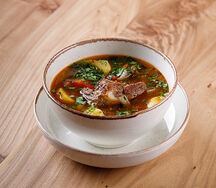 Наваристая шурпа со свиным ребрышком