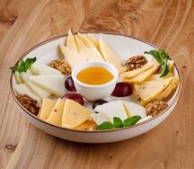 Сырная тарелка