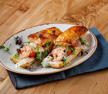 Слойка с креветкой и сырным кремом