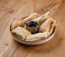 Теплый пури с домашним маслом