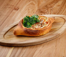 Хачапури с куриным филе и сыром