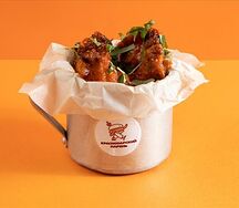 Крылья в соусе шрирача 10 шт