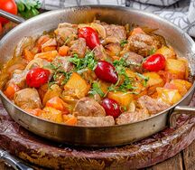 Жаркое по-домашнему со свининой