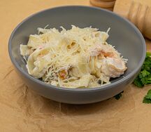 Феттуччине с креветками и мидиями