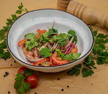 Овощной салат по-грузинский 