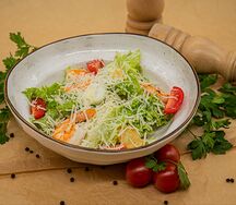 Салат цезарь с Креветкой 