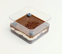 Трайфл Ван Лав