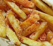 Картофель фри с чесноком и перцем