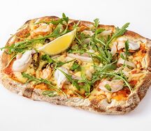Пицца с морепродуктами 