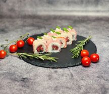 Роллы с беконом