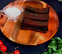 Гренки с чесночным соусом