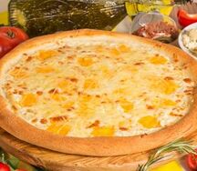Пицца 4 сыра большая