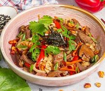 Лапша с говядиной в соусе Терияки
