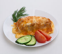 Рулет куриный с ветчиной