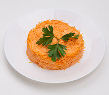 Морковь с майонезом и чесноком