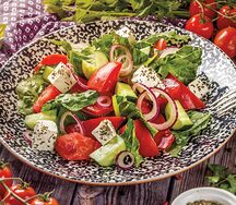 Овощной салат с сыром