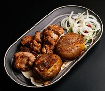 Бедро индейки с печеным картофелем