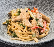 Удон с курицей