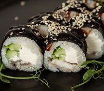 Футо Маки с угрём