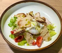 Цезарь с куриным филе