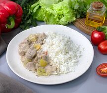 Паприкаш по-венгерски с рисом