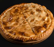 Пирог с филе цыпленка и грибами