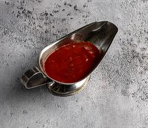 Красный томатный