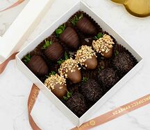 Бокс с клубникой в шоколаде Хемнес