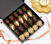 Бокс с клубникой в шоколаде Линкольн