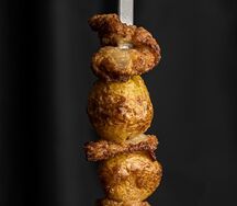 Картофель с курдюком на шампуре