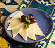 Сулугуни копченый