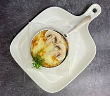 Жюльен с курицей и грибами 