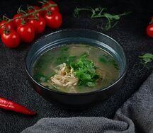 Куриный суп с ростками маша