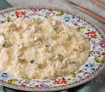 Ризотто с курицей и двумя видами сыра