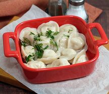 Пельмени отварные с бараниной
