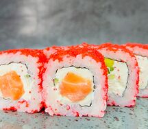 Калифорния с лососем 