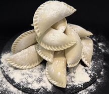 Замороженные вареники с творогом 