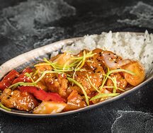 Курица с ананасами 