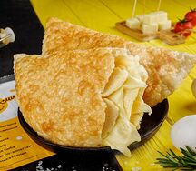 С моцареллой и омлетом