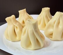 Отварные Хинкали с сыром, грибами и укропом
