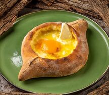 Хачапури по-аджарски