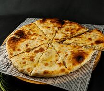 Пирог с тушеной капустой